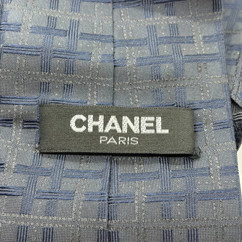 Vintage Chanel Paris Silk Tie Navy Blue Woven Basketweave Pattern Made in Italy